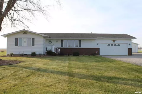 5769 Route 37 Rd, Salem, IL 62881