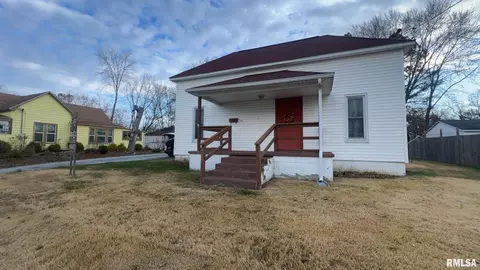 606 S State St, Christopher, IL 62822 photo 6