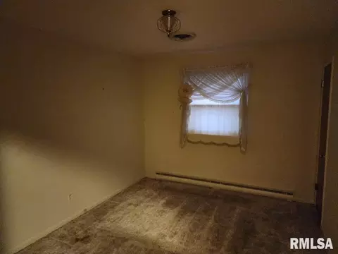 200 E Van Buren St, Herrin, IL 62948 photo 28