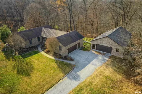 455 Lamb Rd, Carbondale, IL 62902
