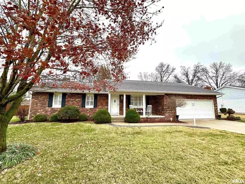19 Blackberry Run, Centralia, IL 62801
