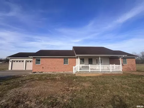 16888 Heatherbrook Ln, Marion, IL 62959