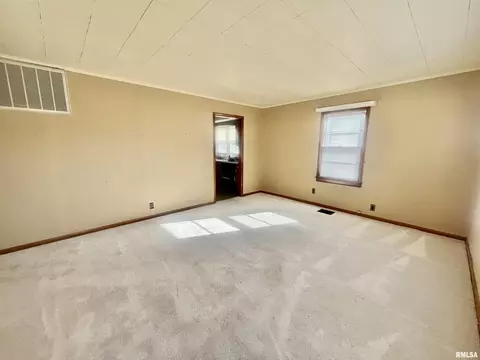 2044 Greenview Ave, Metropolis, IL 62960 photo 10