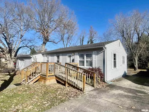 2044 Greenview Ave, Metropolis, IL 62960 photo 4