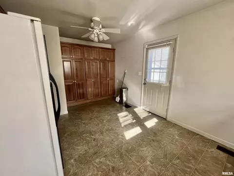2044 Greenview Ave, Metropolis, IL 62960 photo 14