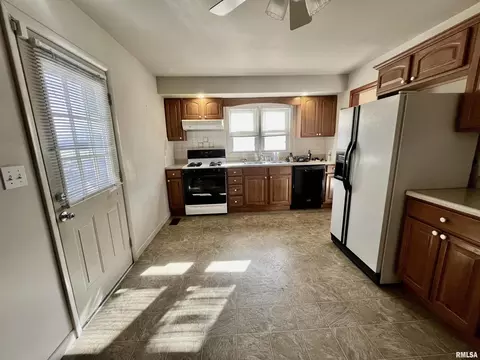 2044 Greenview Ave, Metropolis, IL 62960 photo 11