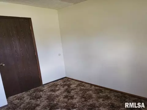 703 Brickyard Rd, Mount Vernon, IL 62864 photo 12