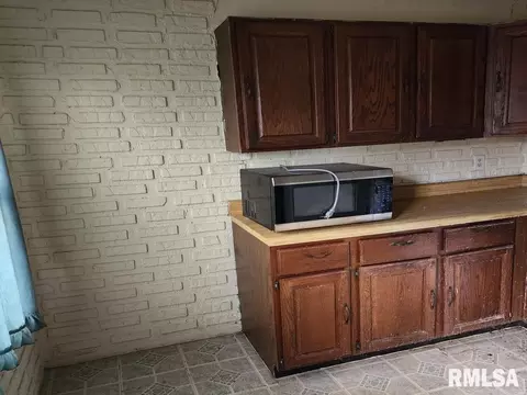 703 Brickyard Rd, Mount Vernon, IL 62864 photo 23
