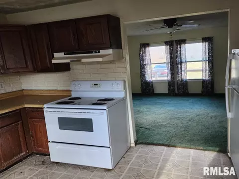 703 Brickyard Rd, Mount Vernon, IL 62864 photo 22