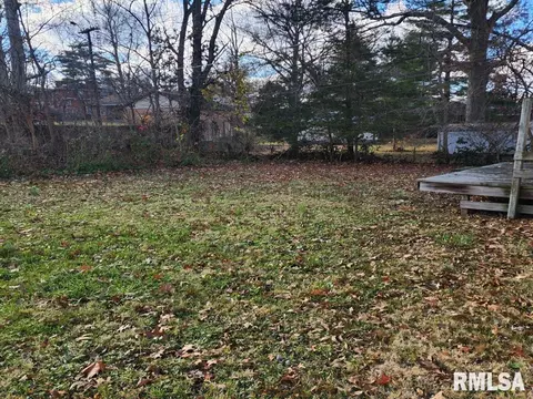 703 Brickyard Rd, Mount Vernon, IL 62864 photo 16