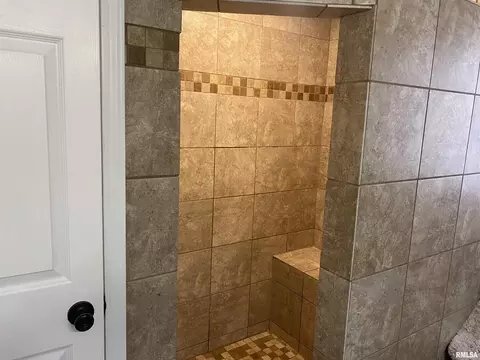 1102 Grayson St, Benton, IL 62812 photo 20