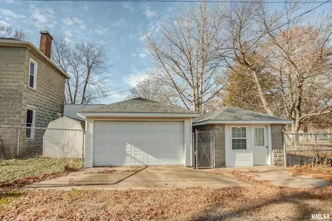 309 W 3rd St, Sparta, IL 62286 photo 5