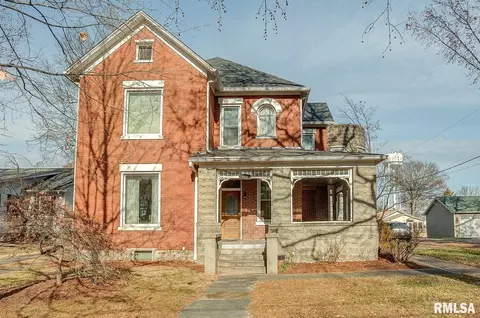 309 W 3rd St, Sparta, IL 62286