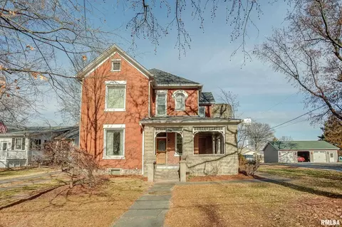 309 W 3rd St, Sparta, IL 62286 photo 2