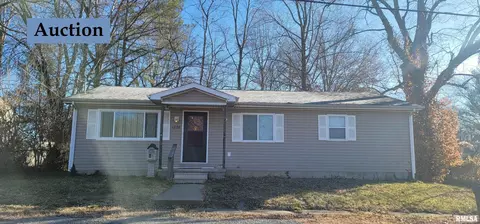 1236 Midway Ct, Marion, IL 62959