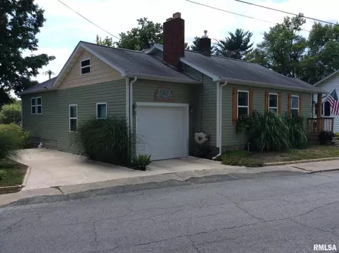 1601 Pace Ave, Mount Vernon, IL 62864