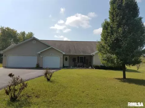 1437 Dogwood Rd, Carbondale, IL 62902