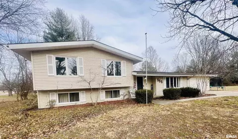 111 M Harriss Ln, Murphysboro, IL 62966