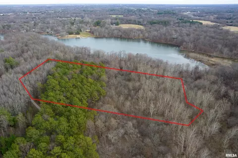 000 River Rock Rd, Murphysboro, IL 62966