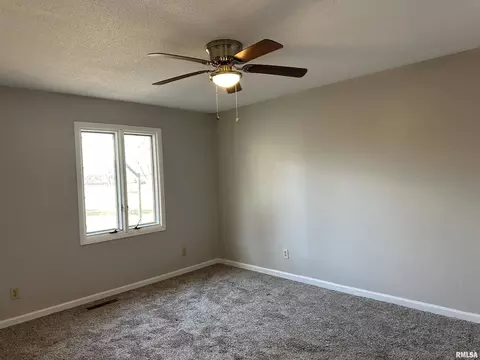 1620 Midway, Herrin, IL 62948 photo 13