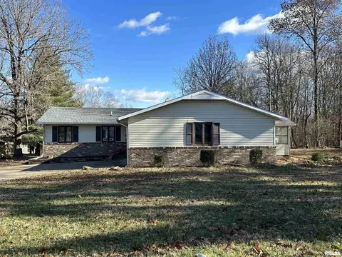 1620 Midway, Herrin, IL 62948 photo 2