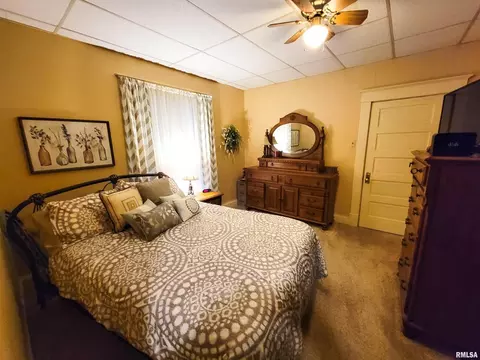 619 N Olive St, Flora, IL 62839 photo 23