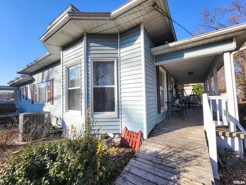 619 N Olive St, Flora, IL 62839 photo 77