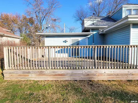 619 N Olive St, Flora, IL 62839 photo 35