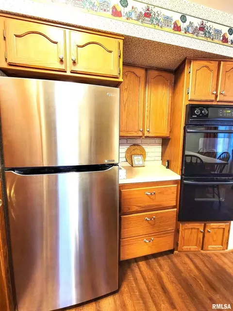 619 N Olive St, Flora, IL 62839 photo 67