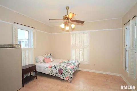 2203 Division St, Murphysboro, IL 62966 photo 8