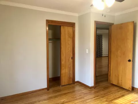 201 S 2nd St, Marion, IL 62959 photo 10