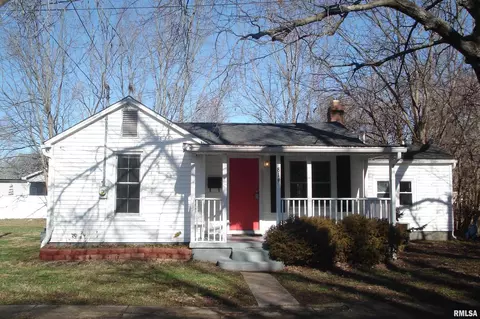 814 Tippit St, Carterville, IL 62918