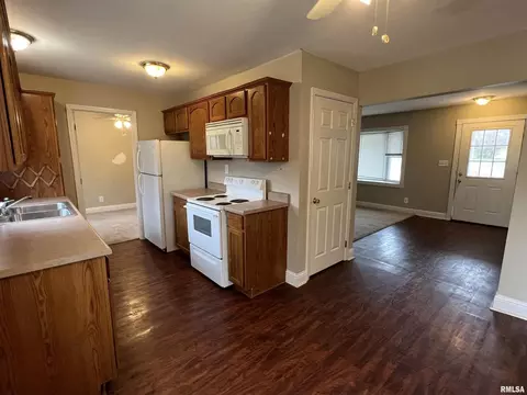150 Kane Rd, Eldorado, IL 62930 photo 9