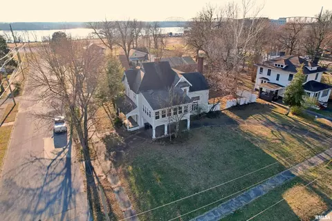 314 E 3rd St, Metropolis, IL 62960 photo 5