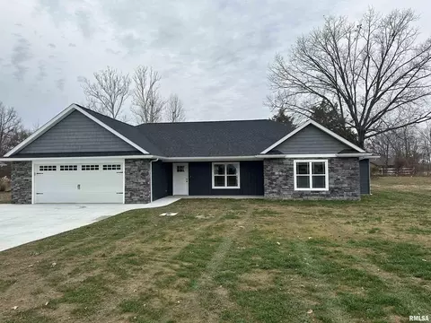 1724 Heritage Ct, Carterville, IL 62918