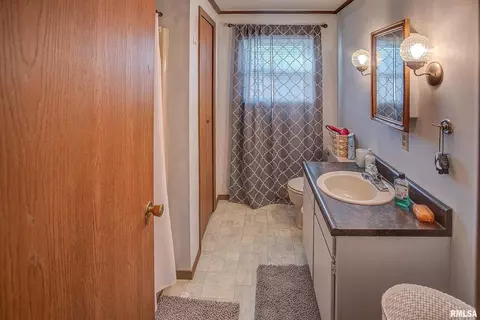 374 County Road 400 E Rd, Wayne City, IL 62895 photo 46