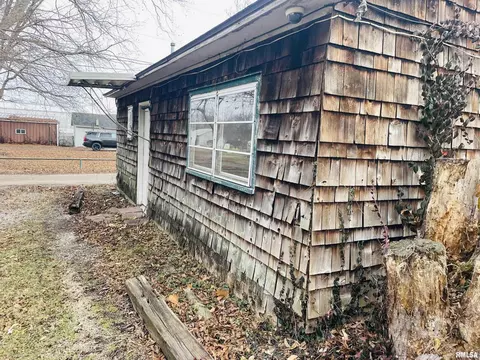 320 Broadway Hwy, Centralia, IL 62801 photo 16