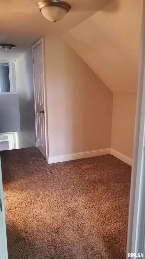 800 State St, Eldorado, IL 62930 photo 21