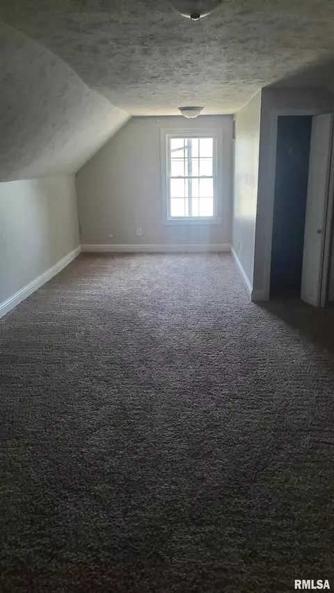 800 State St, Eldorado, IL 62930 photo 25