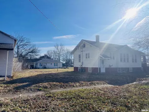 305 W Kell St, Centralia, IL 62801 photo 17