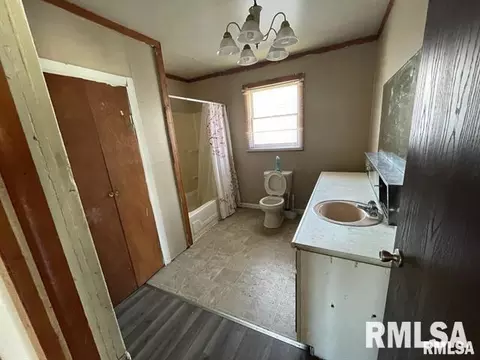 305 W Kell St, Centralia, IL 62801 photo 24