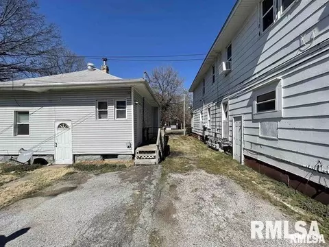 305 W Kell St, Centralia, IL 62801 photo 8