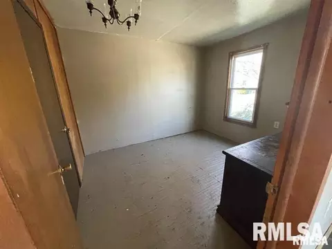 305 W Kell St, Centralia, IL 62801 photo 23