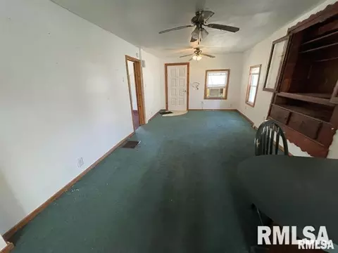 305 W Kell St, Centralia, IL 62801 photo 32