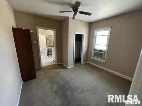 305 W Kell St, Centralia, IL 62801 photo 39