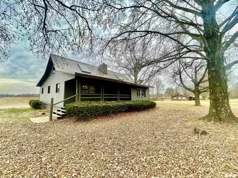 778 Old Johnston City Rd, West Frankfort, IL 62896
