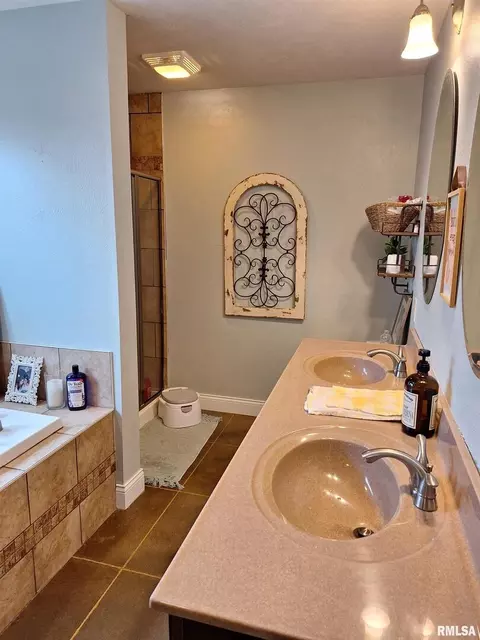 13496 Davidson Rd, Marion, IL 62959 photo 10