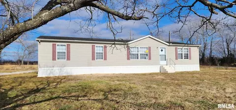 13477 Ruembler Xing, Benton, IL 62812