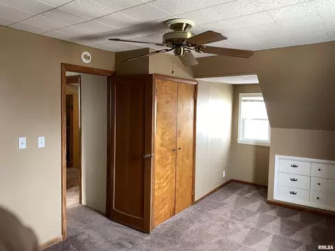 1015 E 3rd St, Centralia, IL 62801 photo 12