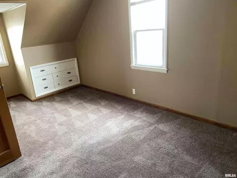 1015 E 3rd St, Centralia, IL 62801 photo 11